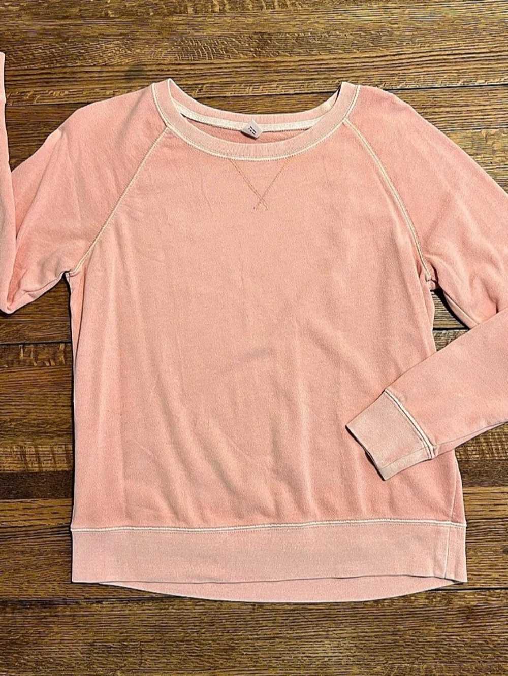 Old Navy Vintage Specially Dyed Coral Long Sleeve Sweatshirt Size Small